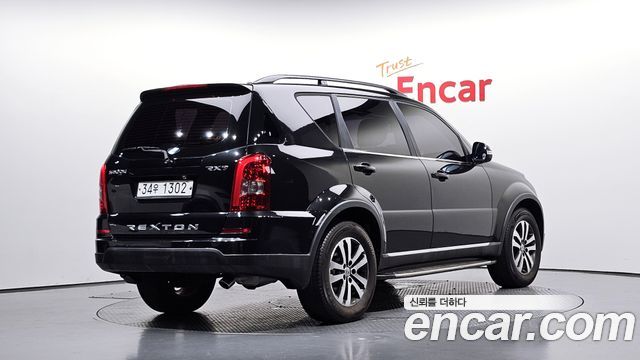 Ssangyong Rexton 2.0 4WD RX7 Luxury — пробег 251 482 км — фото 2 из 5