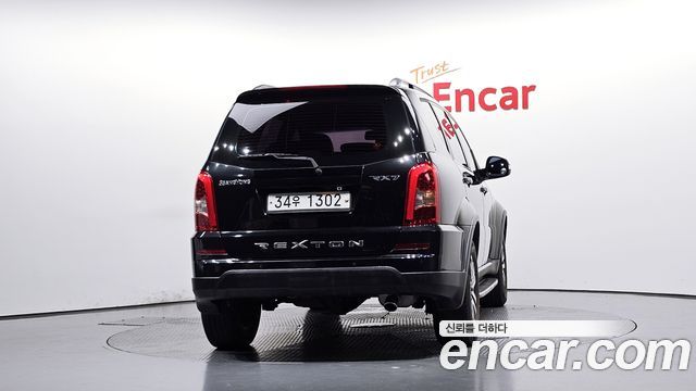 Ssangyong Rexton 2.0 4WD RX7 Luxury — пробег 251 482 км — фото 4 из 5