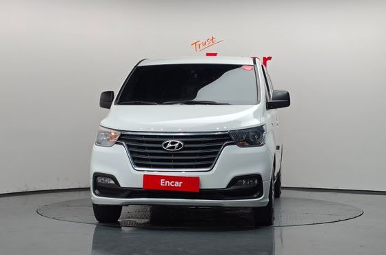 Hyundai Starex Van 5-Seater Smart — пробег 193 365 км — фото 3 из 5