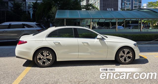 Mercedes-Benz E-Class E200 Avantgarde — пробег 23 800 км — фото 3 из 5