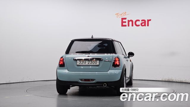Mini Cooper Special Edition Second Generation — пробег 68 997 км — фото 4 из 5
