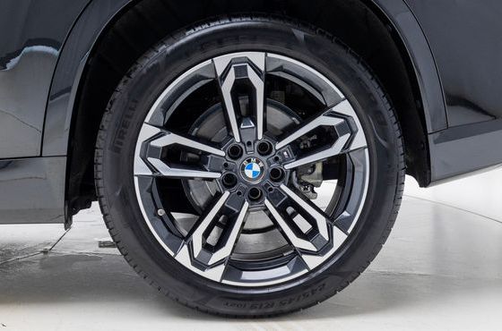BMW X1 sDrive 20i M Sport — пробег 6 250 км — фото 5 из 5