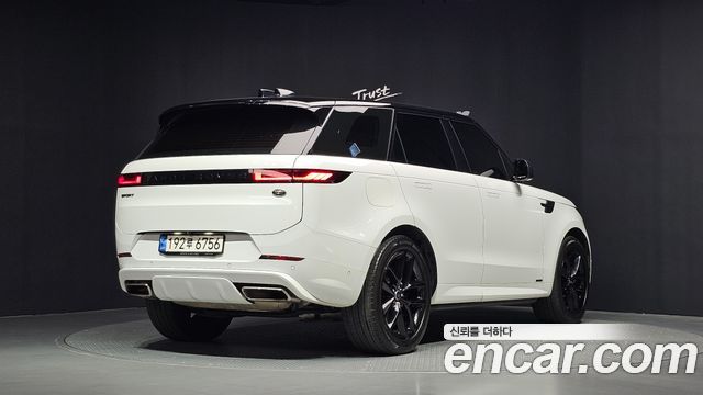Land Rover Range Rover Sport P360 Autobiography — пробег 68 911 км — фото 2 из 5