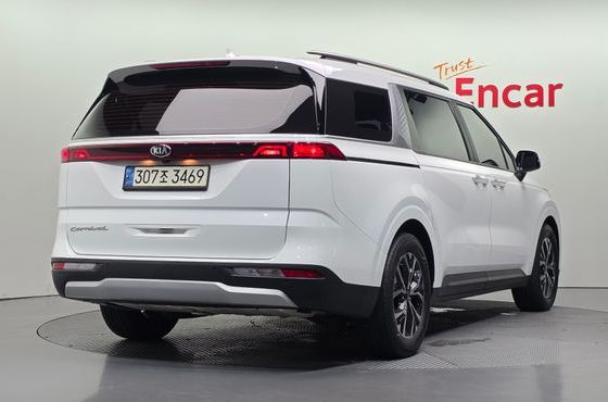 Kia Carnival Gasoline 9-Seater Prestige — пробег 104 532 км — фото 2 из 5