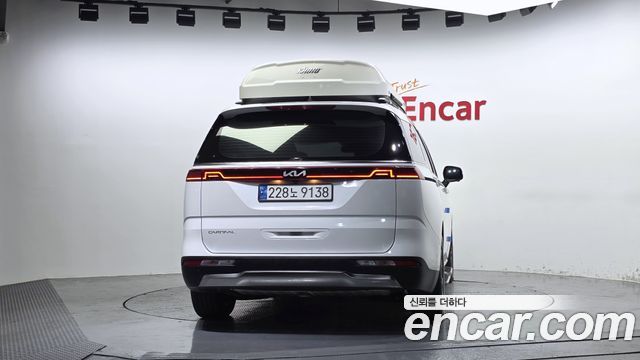 Kia Carnival Diesel 7-Seater Signature — пробег 4 698 км — фото 4 из 5