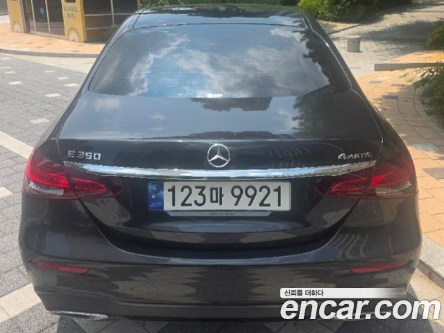 Mercedes-Benz E-Class E350 4MATIC AMG Line — пробег 43 000 км — фото 3 из 5