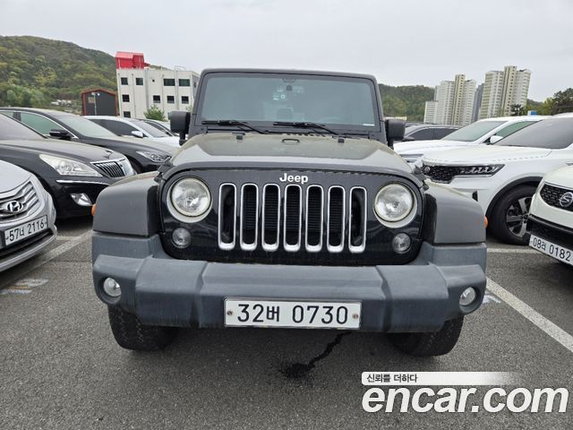 Jeep Wrangler 3.6 Sahara 4Door — пробег 174 476 км — фото 1 из 5