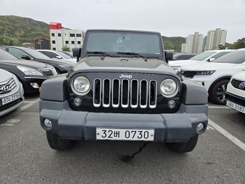 Jeep Wrangler 3.6 Sahara 4Door — пробег 174 476 км — фото 1 из 5