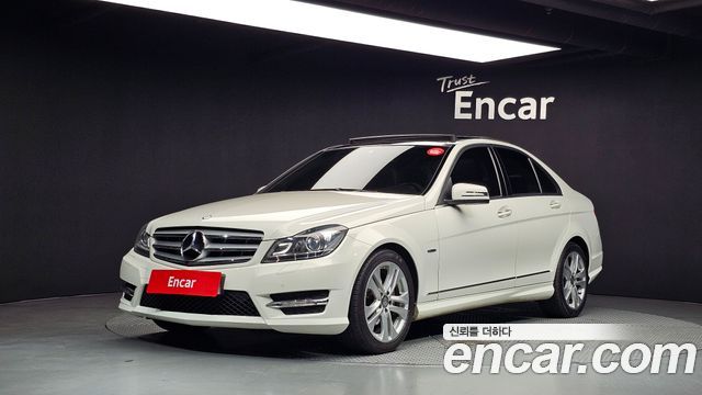 Mercedes-Benz C-Class C200 CGI AVANTGARDE — пробег 87 770 км — фото 1 из 5