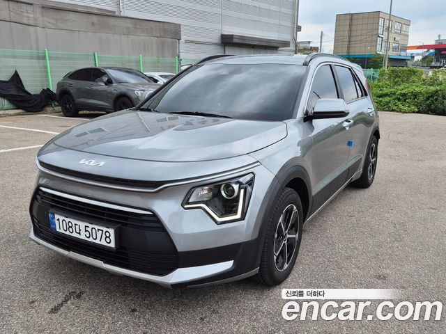 Kia Niro Trendy — пробег 21 834 км — фото 3 из 5
