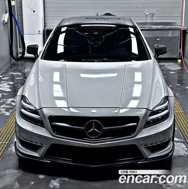 Mercedes-Benz CLS-Class CLS63 AMG — пробег 145 000 км — фото 1 из 5