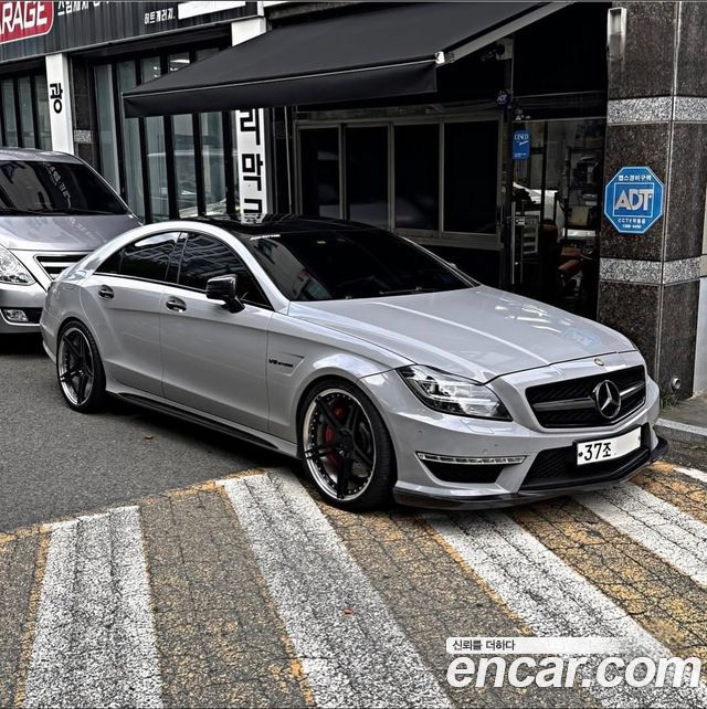 Mercedes-Benz CLS-Class CLS63 AMG — пробег 145 000 км — фото 5 из 5