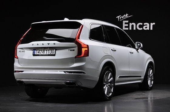 Volvo XC90 T8 Inscription Hybird — пробег 54 954 км — фото 2 из 5
