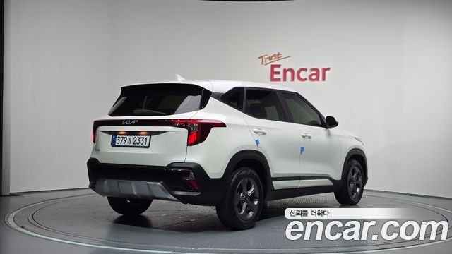 Kia Seltos из Кореи Encar