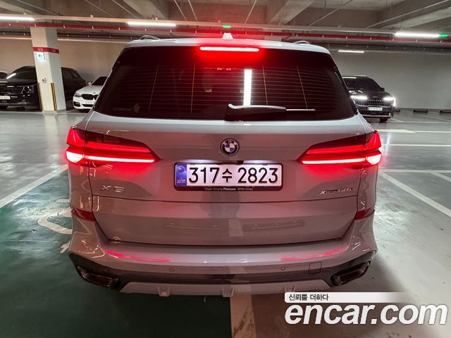 BMW X5 xDrive 50e M Sport — пробег 2 950 км — фото 4 из 5