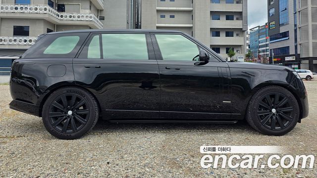 Land Rover Range Rover P530 Autobiography Long Wheel Base — пробег 63 946 км — фото 3 из 5