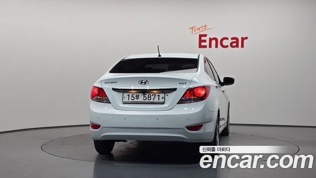 Hyundai Accent из Кореи Encar