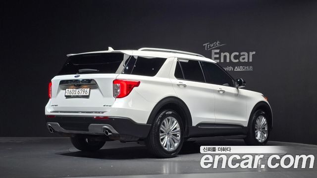 Ford Explorer 2.3 LimIted 4WD — пробег 79 637 км — фото 2 из 5