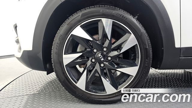 Kia Seltos из Кореи Encar