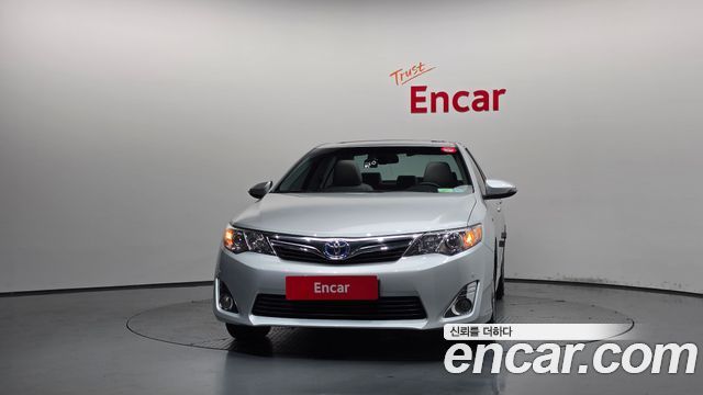 Toyota Camry Hybrid XLE — пробег 139 893 км — фото 3 из 5