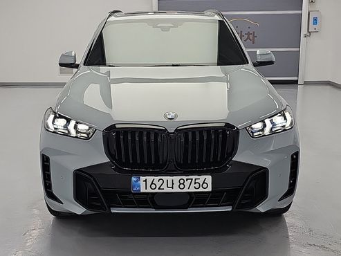 BMW X5 xDrive 40i M Sport — пробег 15 000 км — фото 2 из 5
