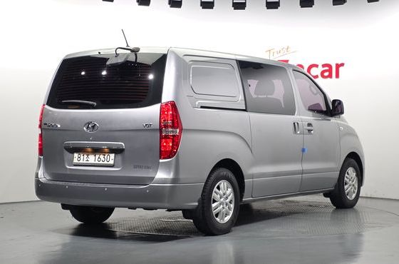 Hyundai Starex 5-Seater VAN Smart — пробег 97 869 км — фото 2 из 5