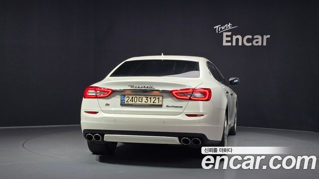 Maserati Quattroporte из Кореи Encar