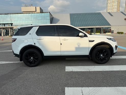 Land Rover Discovery Sport 2.0 TD4 SE — пробег 84 321 км — фото 4 из 5