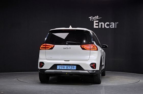 Kia Niro Earth — пробег 175 841 км — фото 4 из 5