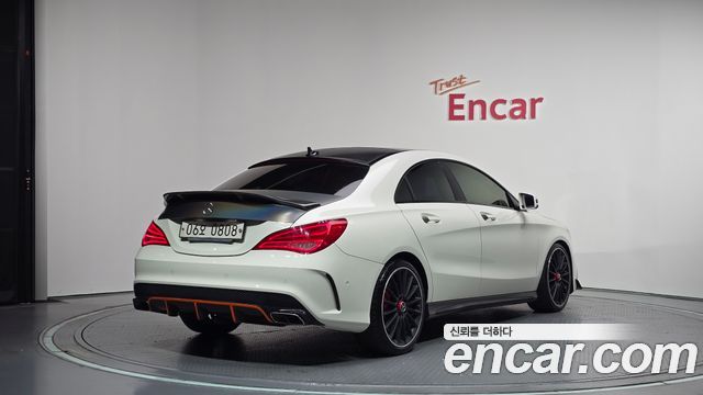 Mercedes-Benz CLA-Class CLA45 AMG 4MATIC — пробег 105 911 км — фото 2 из 5