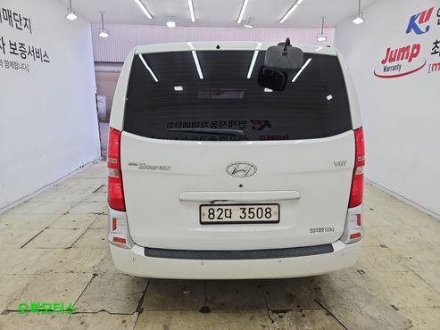 Hyundai Starex 5-Seater VAN CVX Deluxe — пробег 181 200 км — фото 4 из 5
