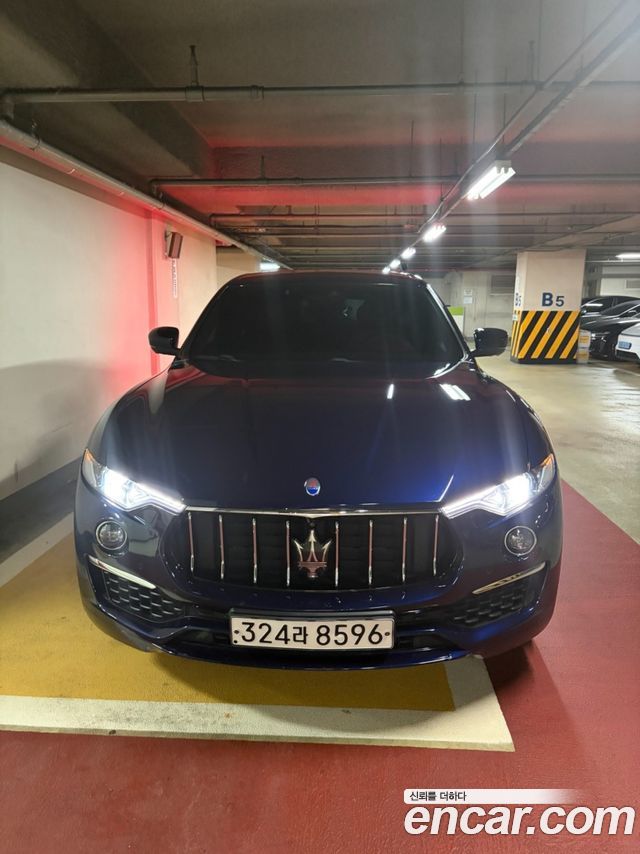 Maserati Levante 3.0 Diesel AWD GranLusso — пробег 163 000 км — фото 1 из 5