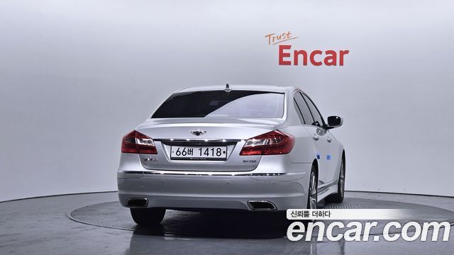 Hyundai Genesis из Кореи Encar