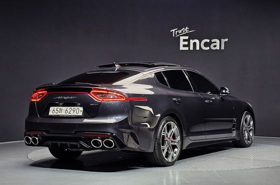 Kia Stinger 3.3 Turbo 2WD GT — пробег 91 813 км — фото 2 из 5