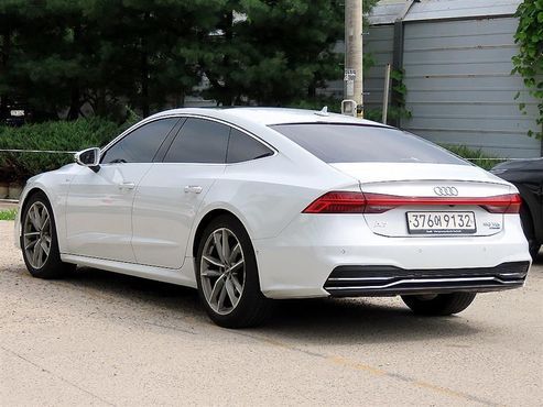Audi A7 50 TDI Quattrp Premium — пробег 220 410 км — фото 3 из 5