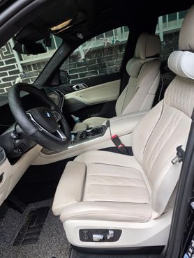 BMW X7 xDrive 40i Design Pure Excellence 6-Seater — пробег 35 000 км — фото 4 из 5