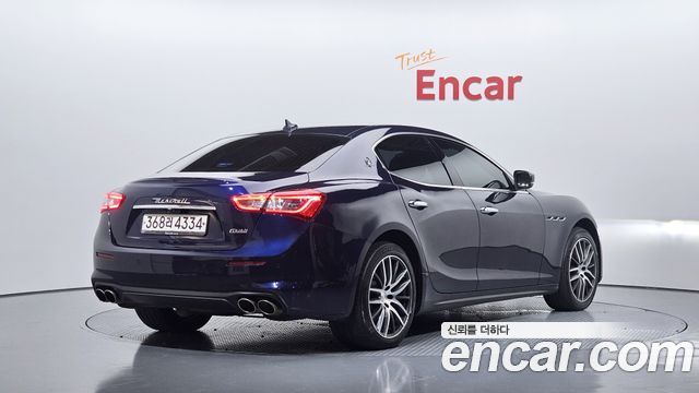 Maserati Ghibli из Кореи Encar