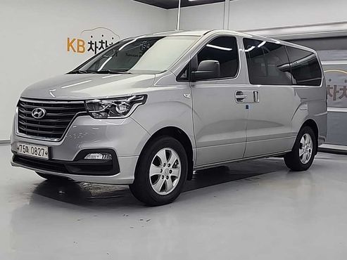 Hyundai Starex 4WD Wagon 12-Seater Smart — пробег 225 688 км — фото 1 из 5