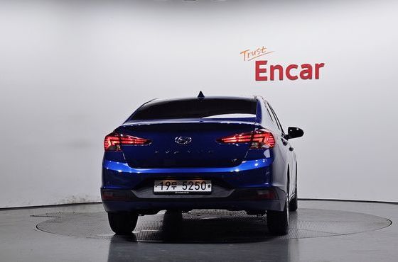 Hyundai AVANTE 1.6 Smart — пробег 57 688 км — фото 4 из 5