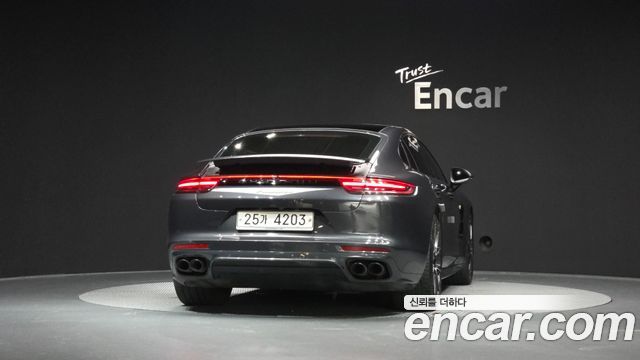 Porsche Panamera 2.9 AWD E-Hybrid — пробег 60 539 км — фото 4 из 5