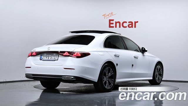 Mercedes-Benz E-Class из Кореи Encar