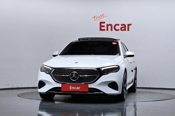 Mercedes-Benz E-Class E200 Avantgarde — пробег 22 810 км — фото 3 из 5