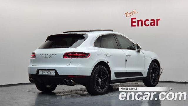 Porsche Macan из Кореи Encar