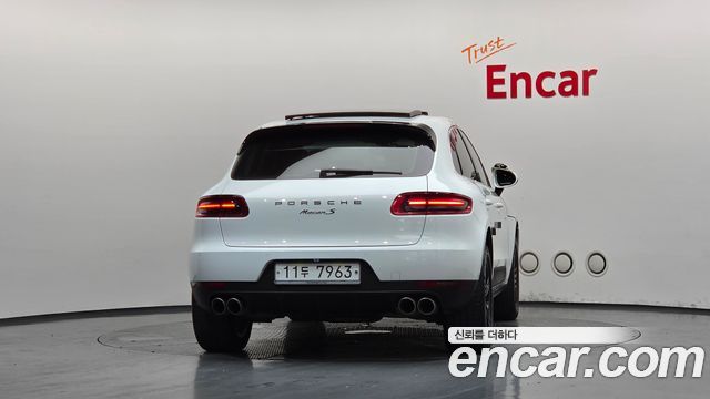 Porsche Macan из Кореи Encar
