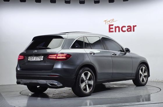 Mercedes-Benz GLC-Class GLC220 d 4MATIC Premium — пробег 96 868 км — фото 2 из 5