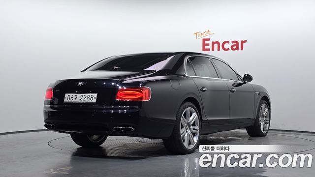 Bentley Flying Spur 4.0 — пробег 48 527 км — фото 2 из 5