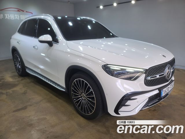Mercedes-Benz GLC-Class GLC 300 4MATIC Avantgarde — пробег 32 514 км — фото 1 из 5