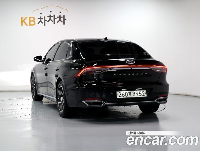 Hyundai Grandeur из Кореи Encar