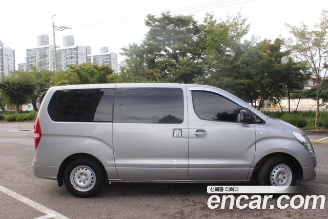 Hyundai Starex 11-Seater Wagon Smart — пробег 138 001 км — фото 4 из 5