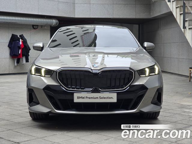 BMW 5-Series 530i xDrive M Sport — пробег 16 713 км — фото 3 из 5
